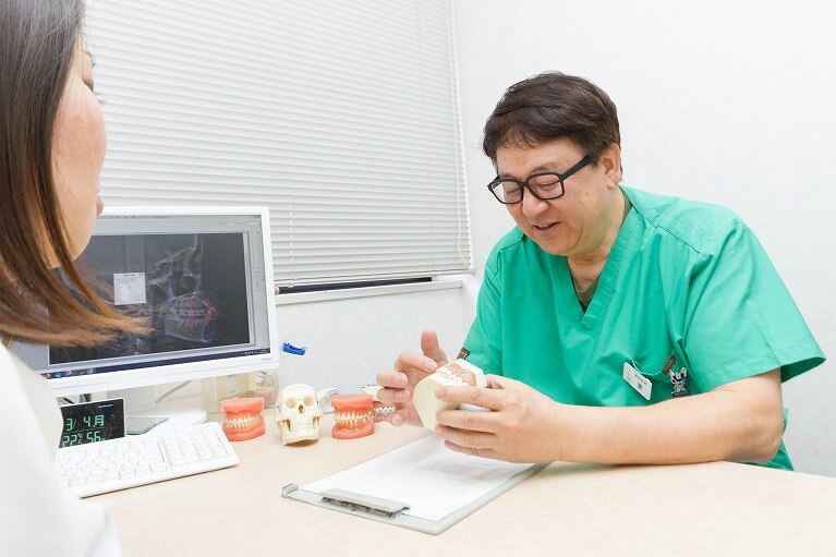 天神で矯正を迷っている方へ。まずは無料カウンセリングで不安を整理しませんか？